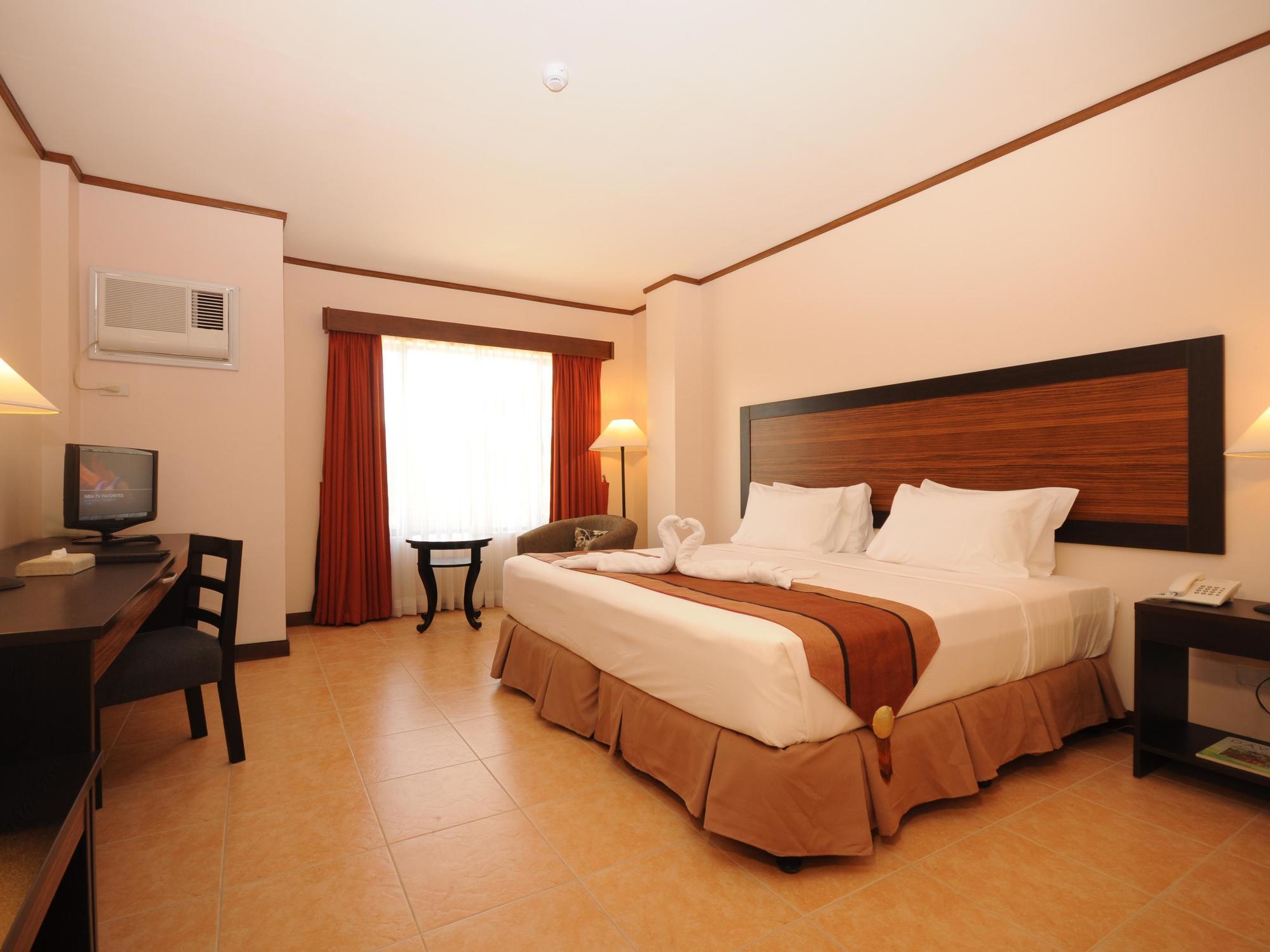 Hotel Tropika Davao City Eksteriør bilde