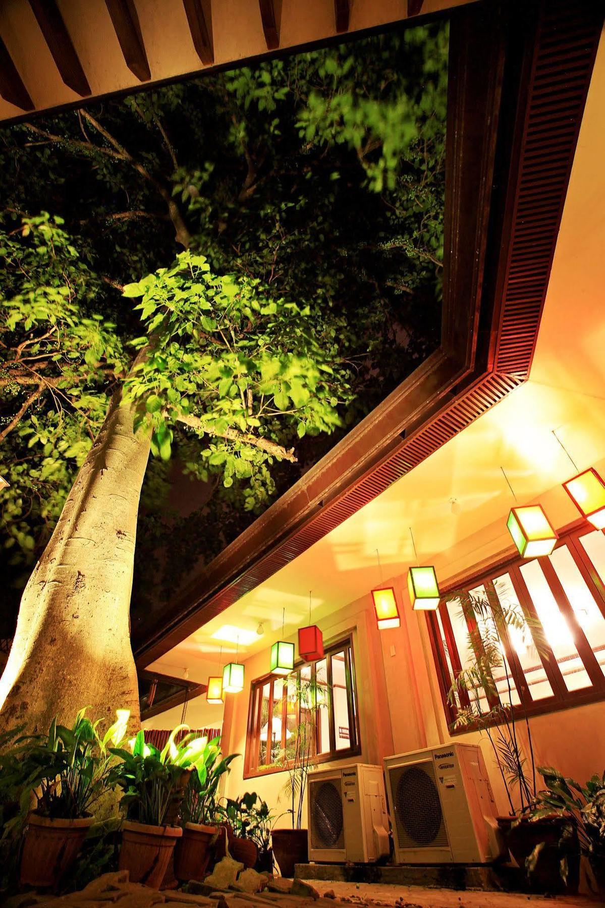 Hotel Tropika Davao City Eksteriør bilde