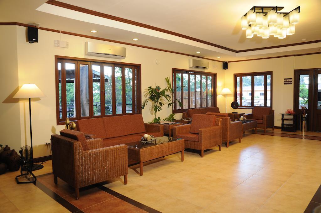 Hotel Tropika Davao City Eksteriør bilde